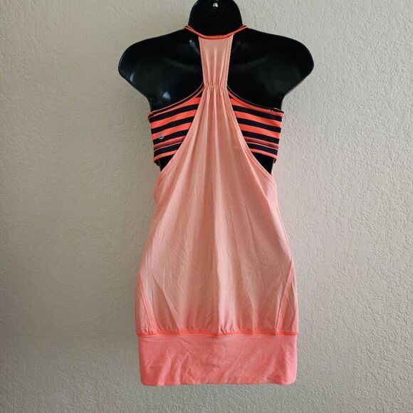 Lululemon No Limits Tank with Striped Bra - Picture 6 of 9